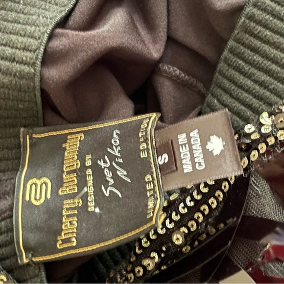 NWOT stunning gauzy witchy floaty sequined  flutter sleeved maxi dress - Picture 9 of 9